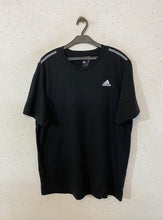 Adidas T-shirt