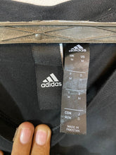Adidas T-shirt