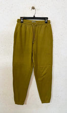 George Trouser (793)