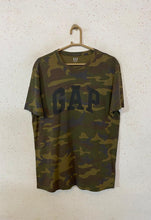 Gap T-shirt