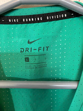 Nike T-shirt