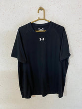 Under Armour T-shirt