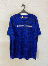 Under Armour T-shirt