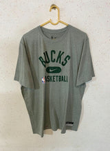 Nike T-shirt
