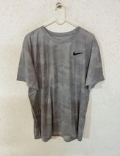 Nike T-shirt