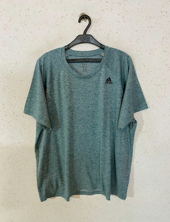 Adidas T-shirt