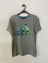 Adidas T-shirt