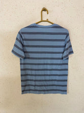 Old Navy T-shirt