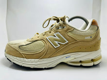 New Balance Men 2002R Sneakers (78)