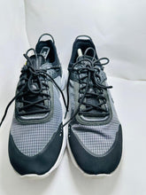 Nike React Live Sneakers (83)