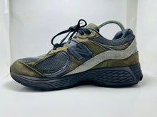 New Balance 2002R GORE-TEX Sneakers (161)