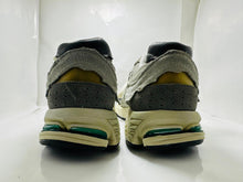 New Balance 2002R Sneakers (162)