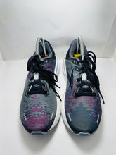 Brooks Adrenaline GTS 22 Running Shoes  (244)