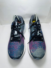 Brooks Adrenaline GTS 22 Running Shoes (252)