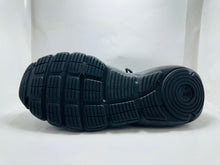 Under Armour Charged Assert Running Shoes (286)