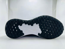 Nike Revolution 7 Running Shoes (320)