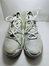Adidas Crazy light Boost Sneakers(322)