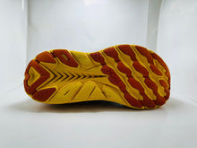 HOKA one one Clifton 8 Sneakers (401)