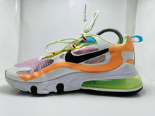 Nike Women's Air Max 270 React SE sneakers (438)