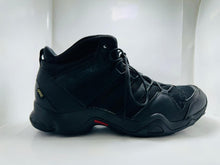 Adidas Terrex AX2R Mid GTX hiking boots (477)