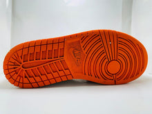 Nike Air Jordan 1 Mid SE "Electro Orange" sneakers (346)