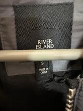 River Island Sleeveless Puffer (01)