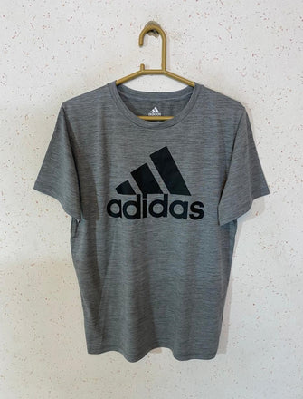 Adidas T-shirt