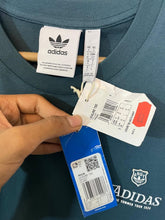 Adidas T-Shirt
