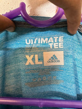 Adidas T-shirt