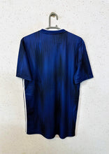 Adidas T-shirt