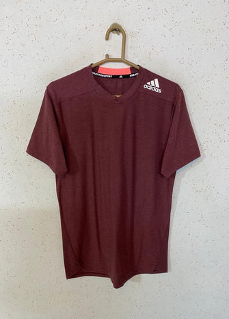 Adidas T-shirt