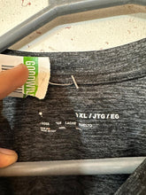 Under Armour T-shirt