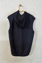 Hugo Boss Sleeveless Hooded Jacket (1525)