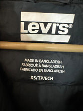 Levis Hooded Puffer (364)