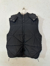 Boohoo MAN Sleeveless Hooded Puffer (373)