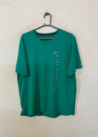 Nike T-shirt