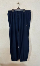 Nike Parachute Trouser (1009)