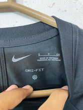 Nike T-shirt