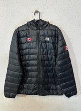 The North Face Hooded Puffer Jacket (115)