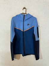 Nike Hooded Jacket (615)