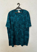 Old Navy T-shirt
