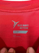 Old Navy T Shirt