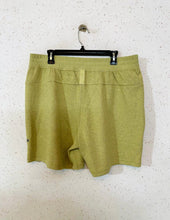 LULU Lemon Short