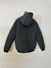 Status Hooded Puffer (1958)