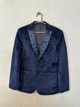 Taylor & Wright Velvet Coat (266)