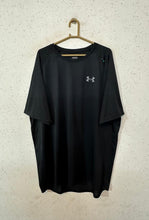 Under Armour T-shirt