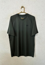 Under Armour T-shirt