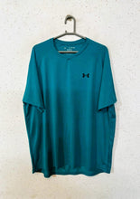 Under Armour T-shirt