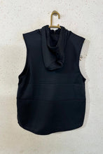 Under Armour Sleeveless Hooded Quarter Zipper (1653)