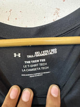 Under Armour T-shirt